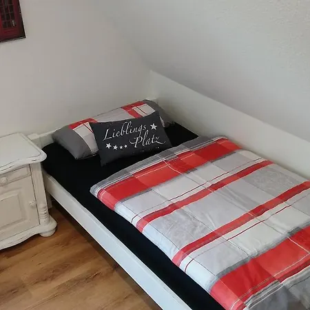 Privates Einzelzimmer Bei Der Weser-Ems-Halle Oldenburg Exterior foto