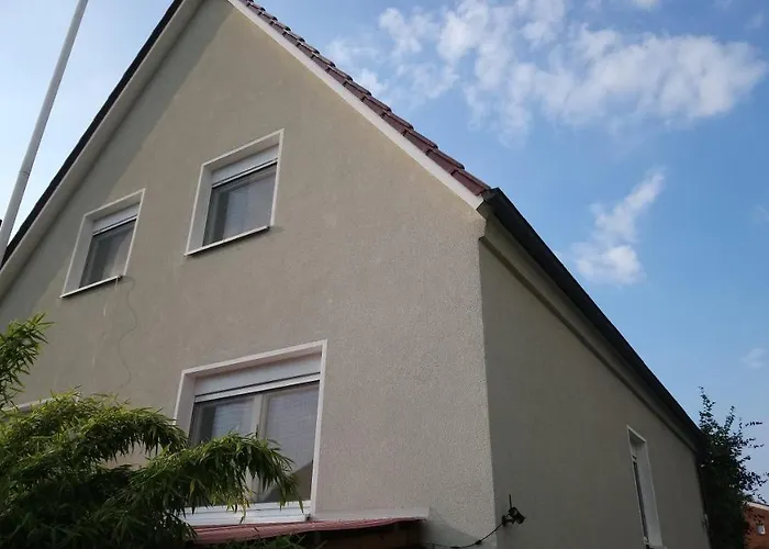 Privates Einzelzimmer Bei Der Weser-Ems-Halle